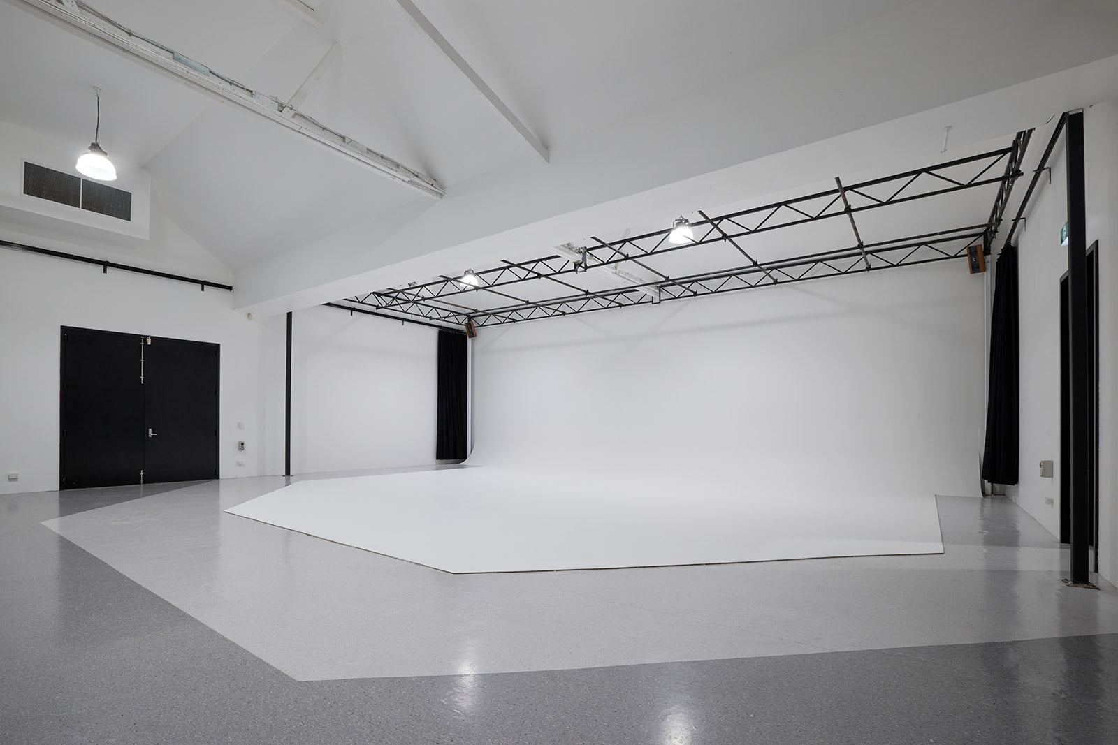 Studio 7 — Sound stage