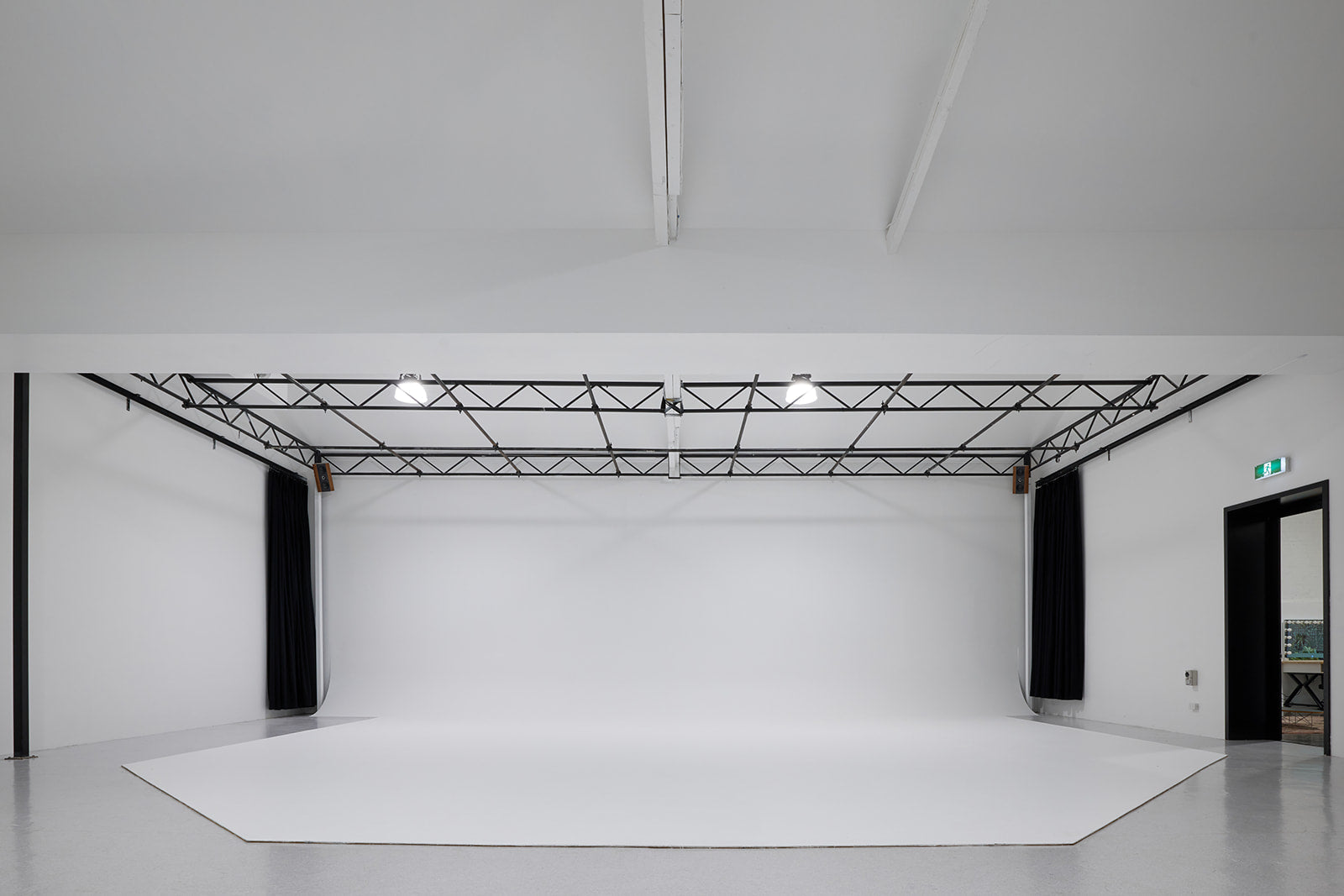 Studio 7 — Sound stage