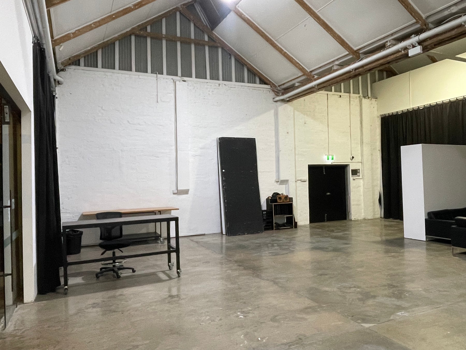 Studio 1 - budget friendly