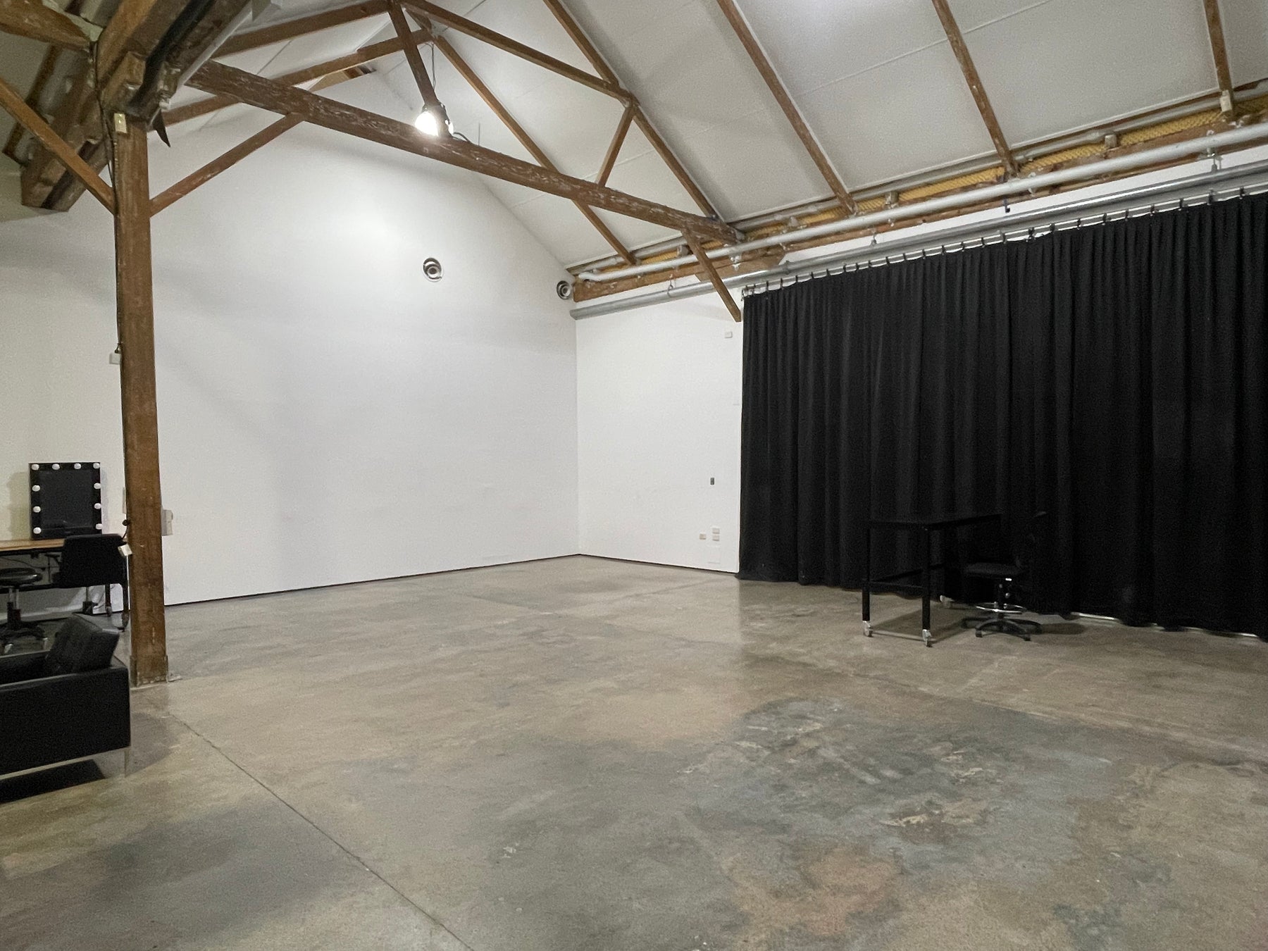 Studio 1 - budget friendly