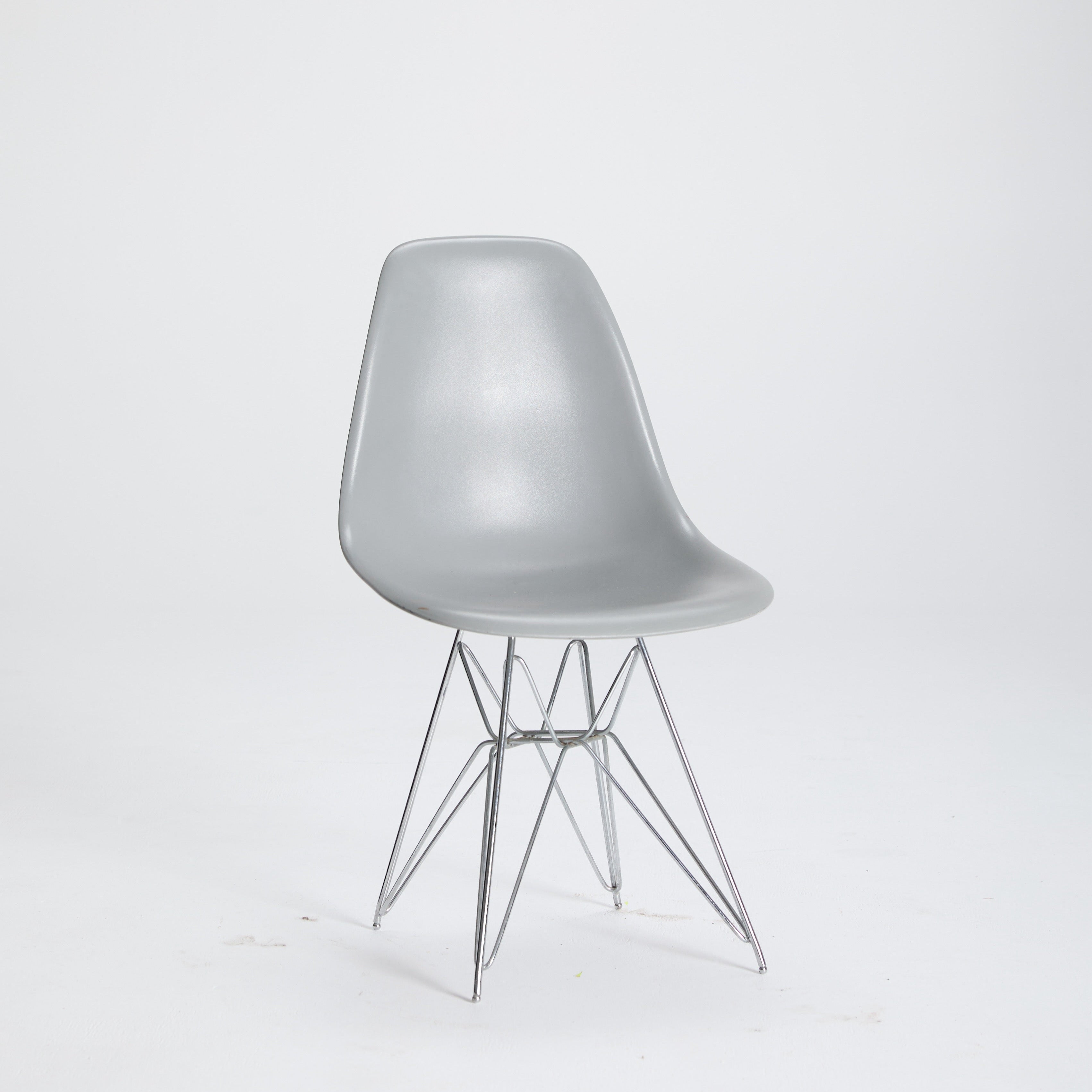 Eames Dining Chair | Grey