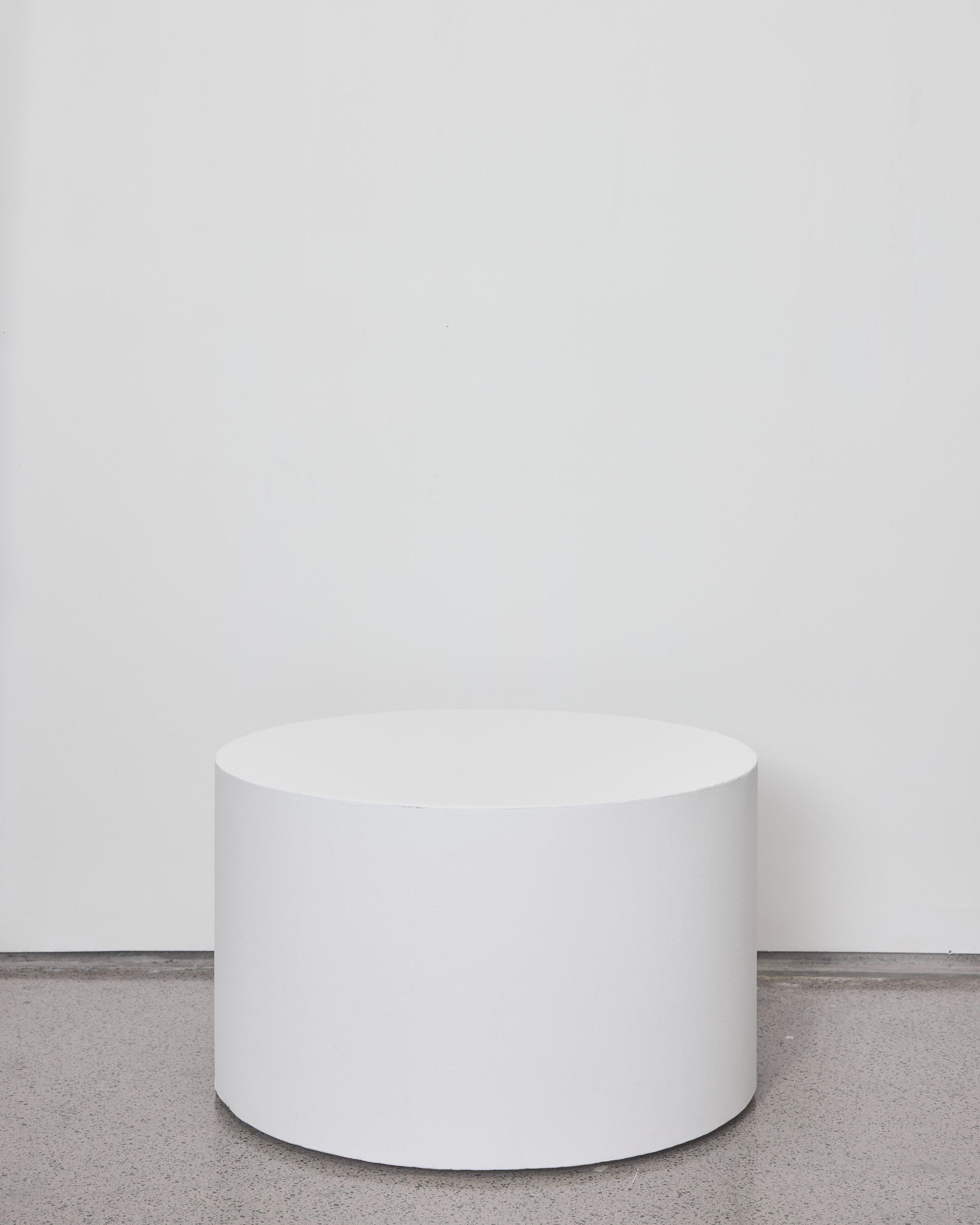 Cylinder Plinth - 800 x 500