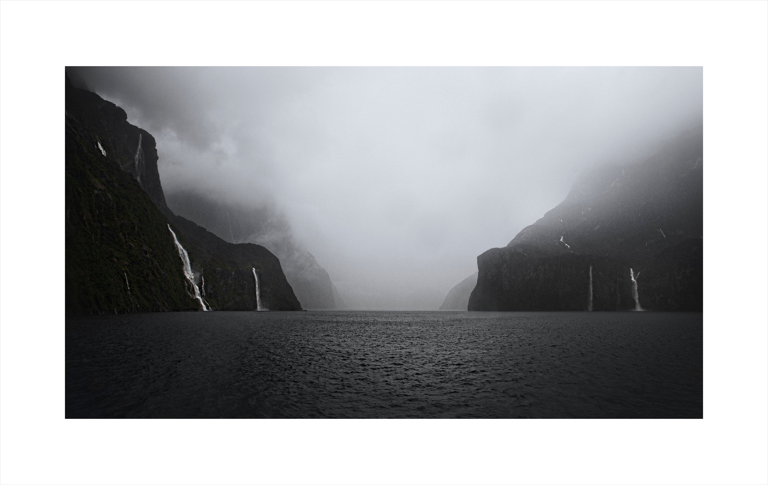 Roberto Alegria - Milford Sound